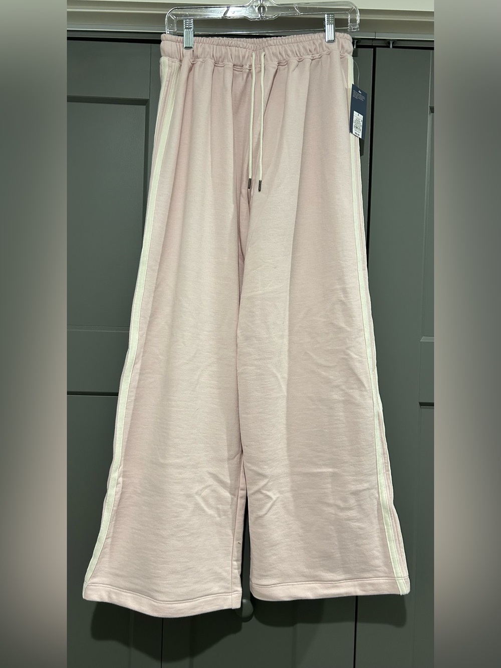 Universal Thread Light Pink Wide-Leg sweatpants with White Side Stripes